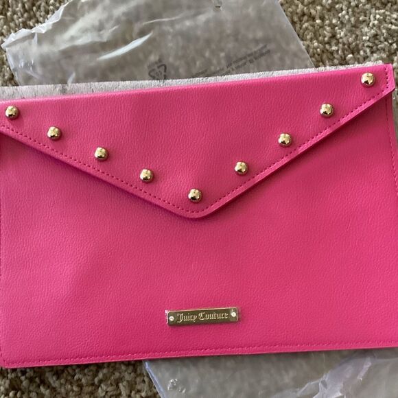New Juicy Couture Pink Faux Leather Envelope Clutch Purse w/ Gold Studs - Picture 2 of 6